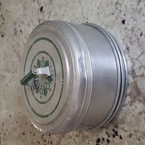 Vintage Mirro cake cover and pan 743 m